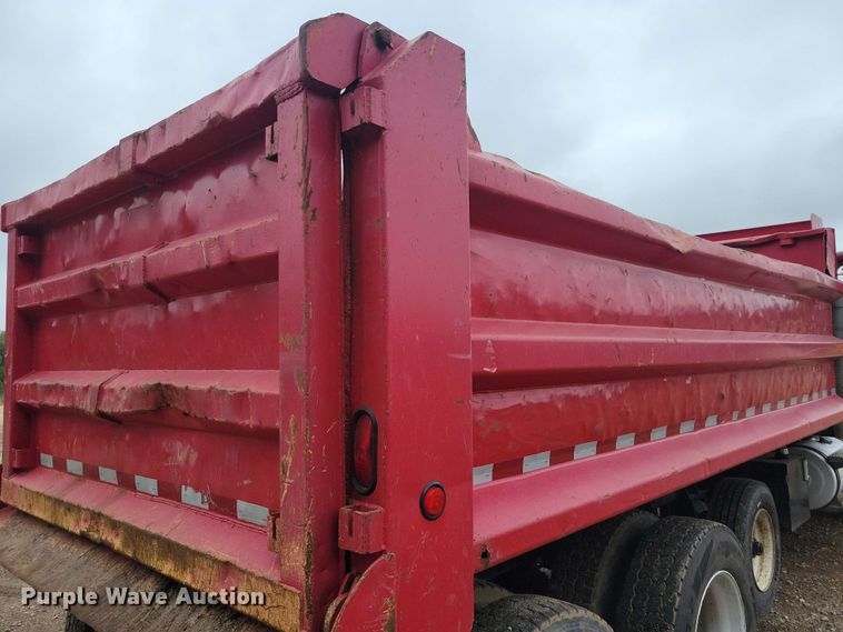 image for item DX6984 1999 Mack RD688S dump truck