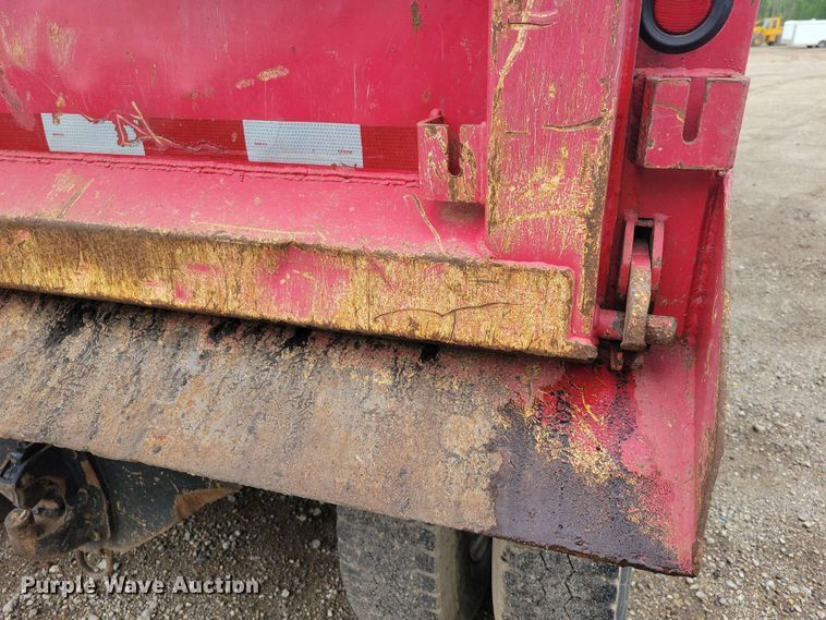 image for item DX6984 1999 Mack RD688S dump truck