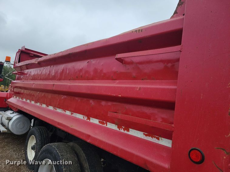 image for item DX6984 1999 Mack RD688S dump truck