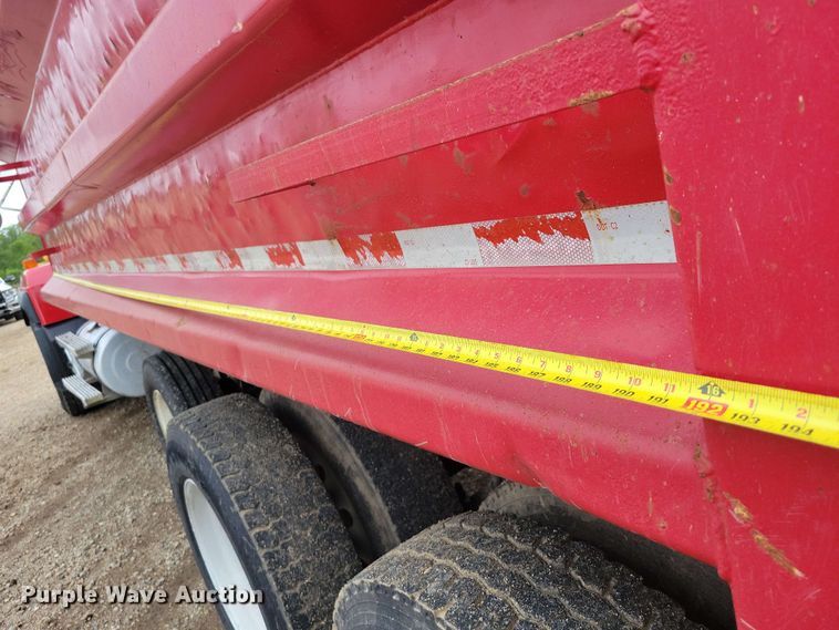 image for item DX6984 1999 Mack RD688S dump truck