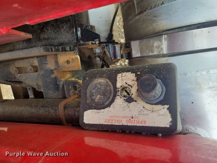 image for item DX6984 1999 Mack RD688S dump truck