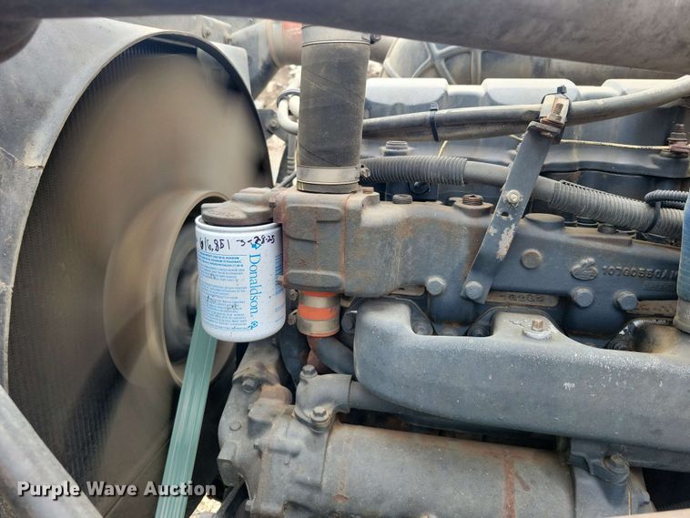 image for item DX6984 1999 Mack RD688S dump truck