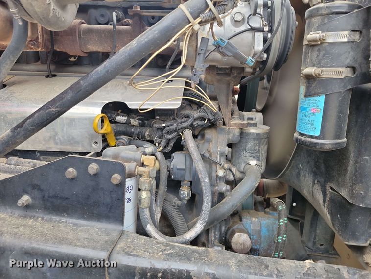 image for item DX6984 1999 Mack RD688S dump truck