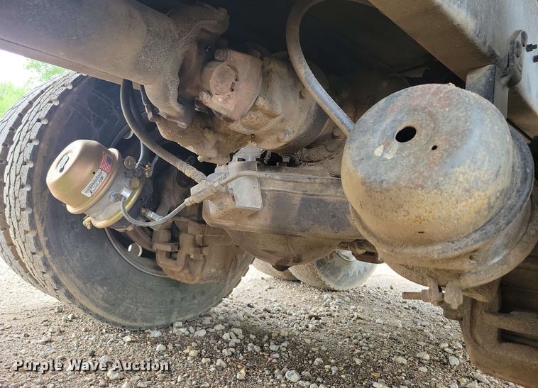 image for item DX6984 1999 Mack RD688S dump truck