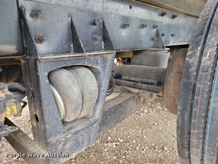 image for item DX6984 1999 Mack RD688S dump truck