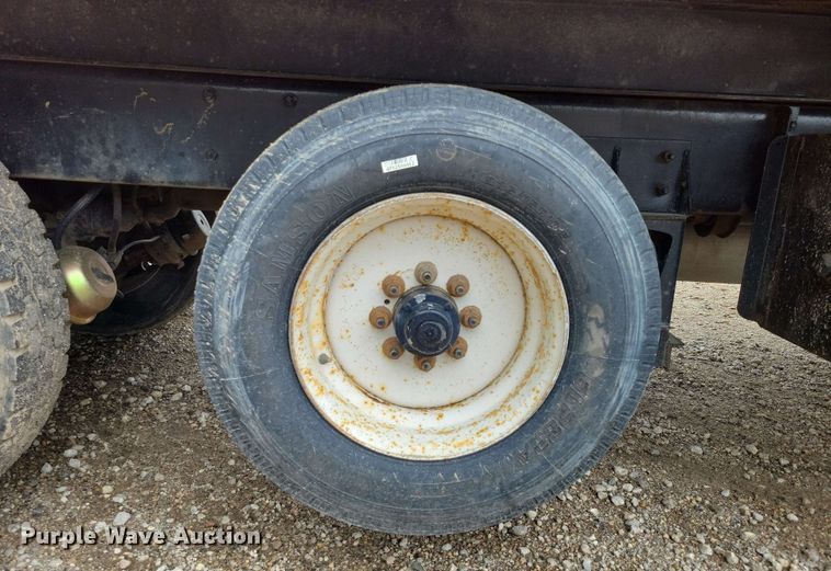 image for item DX6984 1999 Mack RD688S dump truck