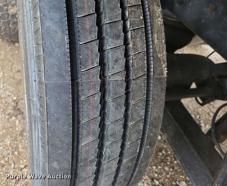 image for item DX6984 1999 Mack RD688S dump truck