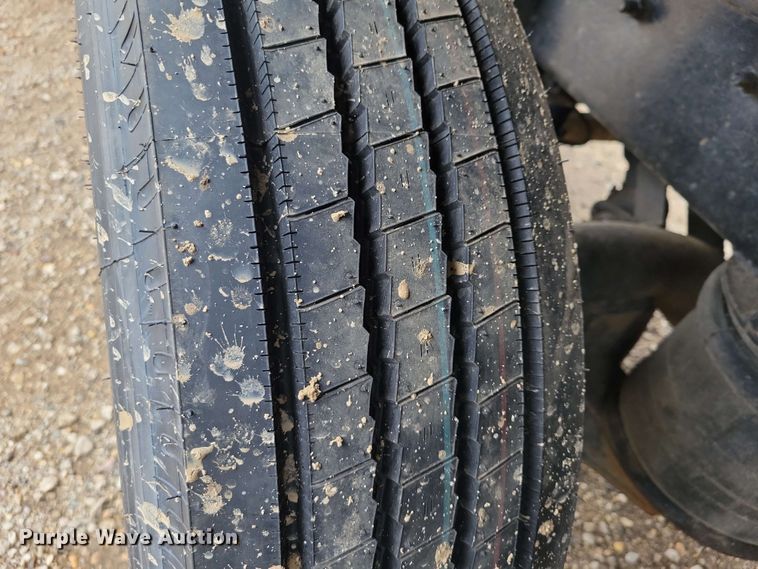 image for item DX6984 1999 Mack RD688S dump truck