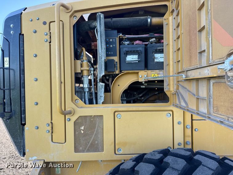 image for item DX8981 2012 Caterpillar 12M2 VHP Plus motor grader