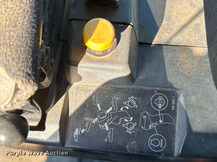 image for item DX8981 2012 Caterpillar 12M2 VHP Plus motor grader