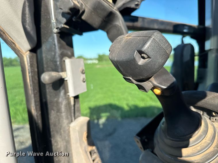 image for item DX8981 2012 Caterpillar 12M2 VHP Plus motor grader