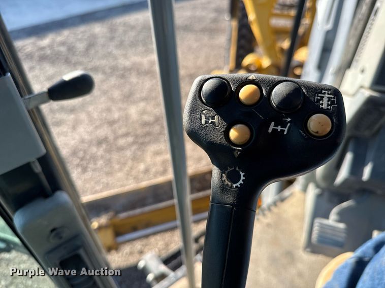 image for item DX8981 2012 Caterpillar 12M2 VHP Plus motor grader