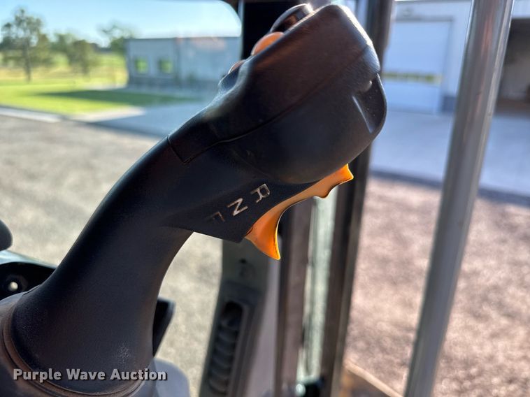 image for item DX8981 2012 Caterpillar 12M2 VHP Plus motor grader