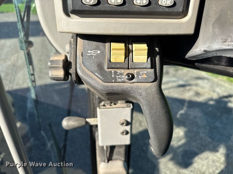 image for item DX8981 2012 Caterpillar 12M2 VHP Plus motor grader