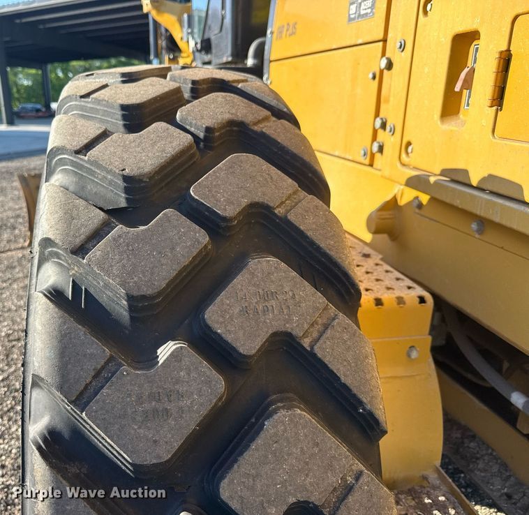 image for item DX8981 2012 Caterpillar 12M2 VHP Plus motor grader