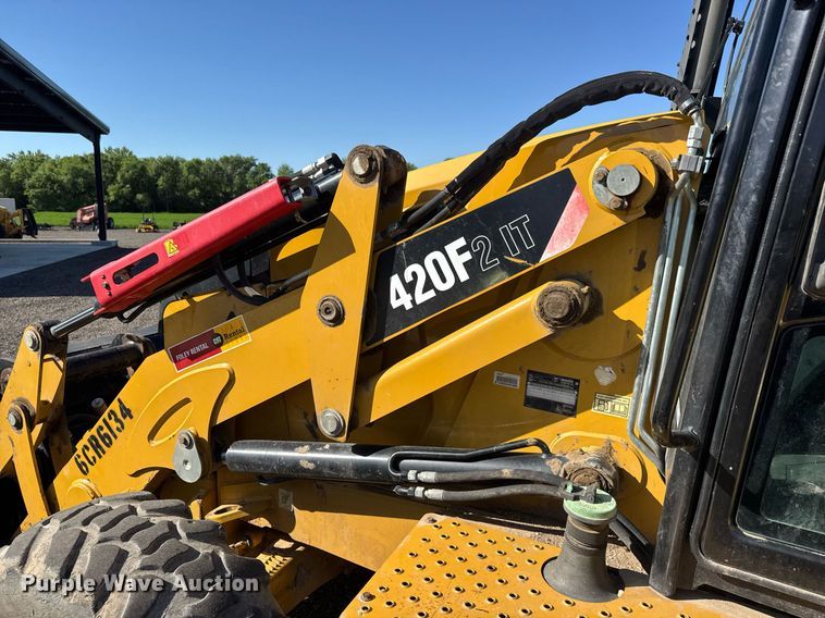 image for item DX8984 2016 Caterpillar 420F2 IT backhoe