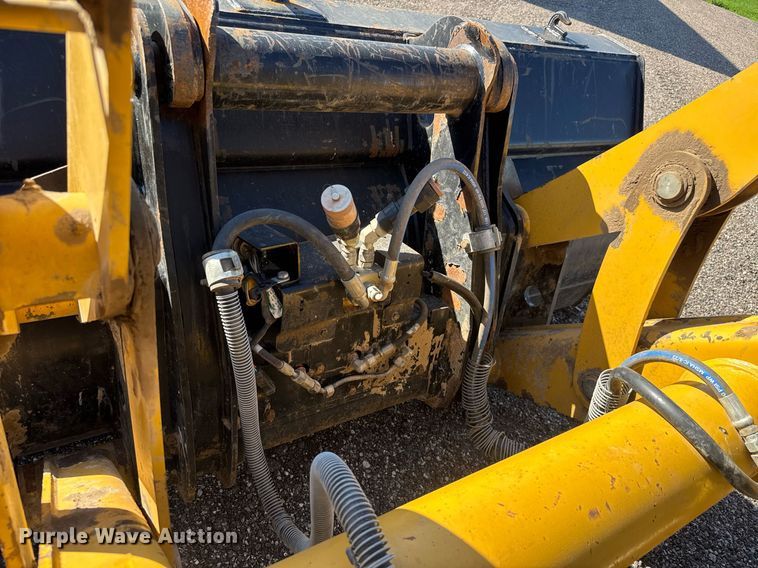 image for item DX8984 2016 Caterpillar 420F2 IT backhoe
