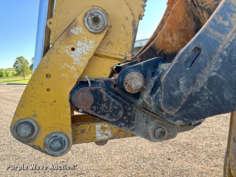 image for item DX8984 2016 Caterpillar 420F2 IT backhoe