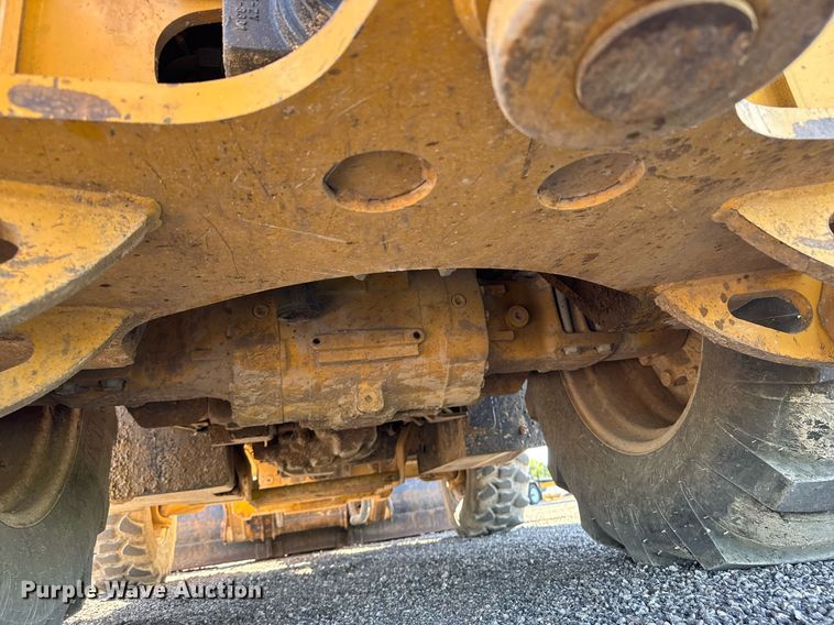 image for item DX8984 2016 Caterpillar 420F2 IT backhoe