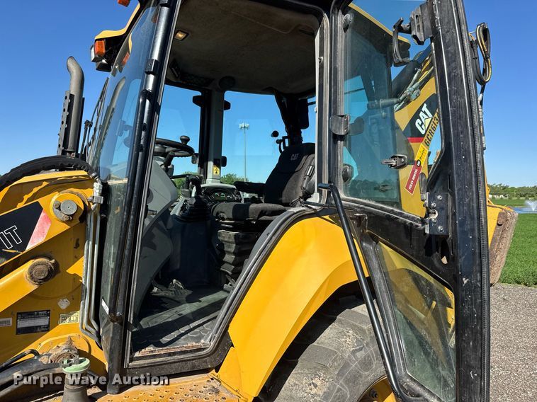 image for item DX8984 2016 Caterpillar 420F2 IT backhoe