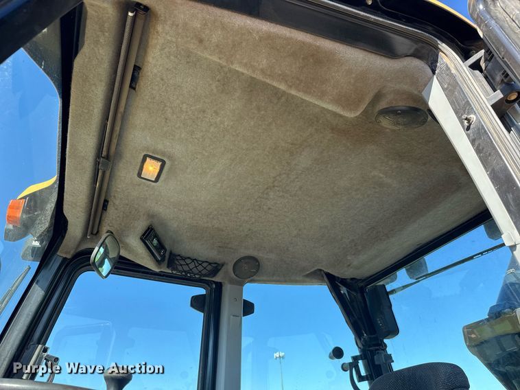 image for item DX8984 2016 Caterpillar 420F2 IT backhoe