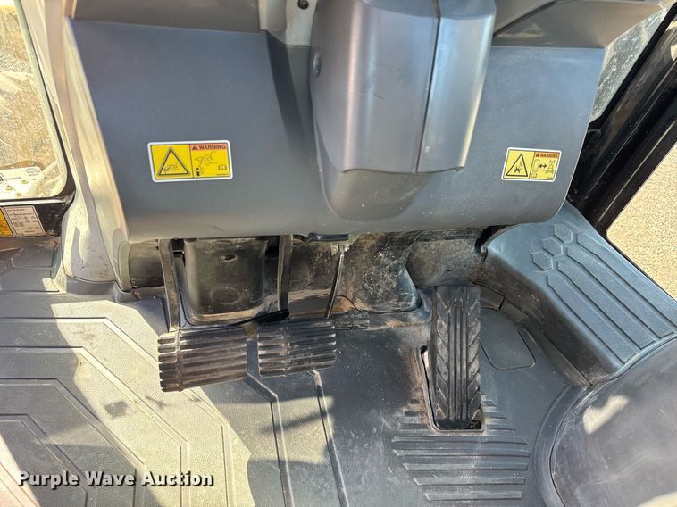 image for item DX8984 2016 Caterpillar 420F2 IT backhoe