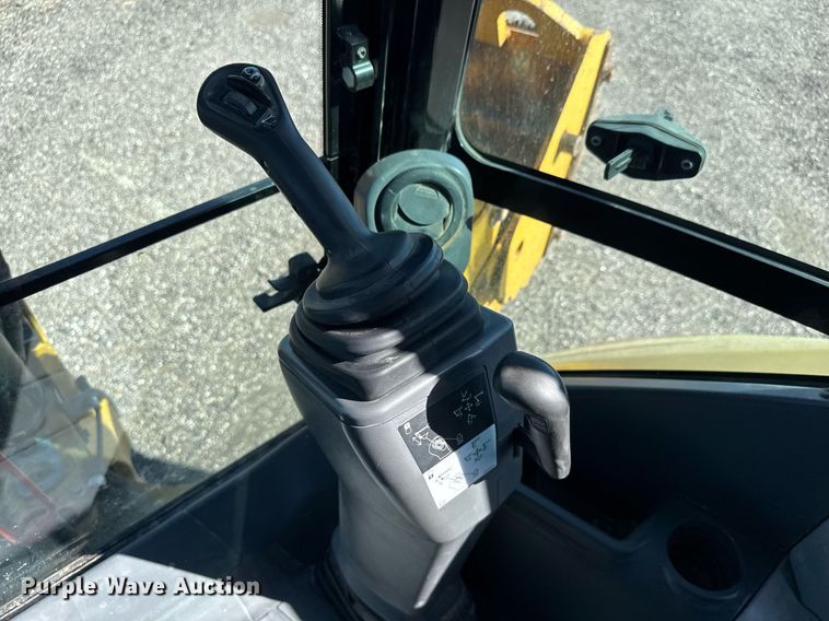 image for item DX8984 2016 Caterpillar 420F2 IT backhoe