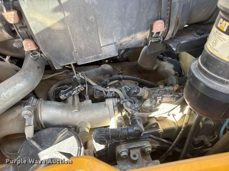 image for item DX8984 2016 Caterpillar 420F2 IT backhoe