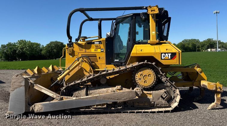 image for item DX8985 2018 Caterpillar D6N XL dozer