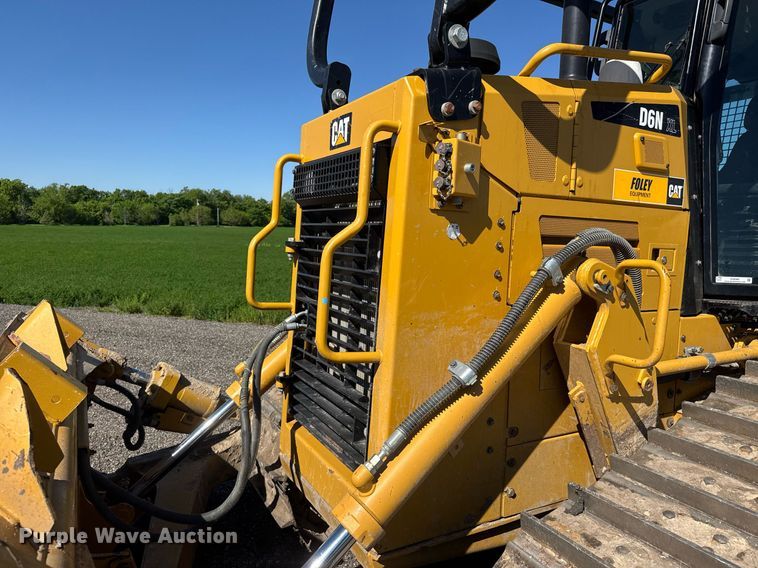 image for item DX8985 2018 Caterpillar D6N XL dozer