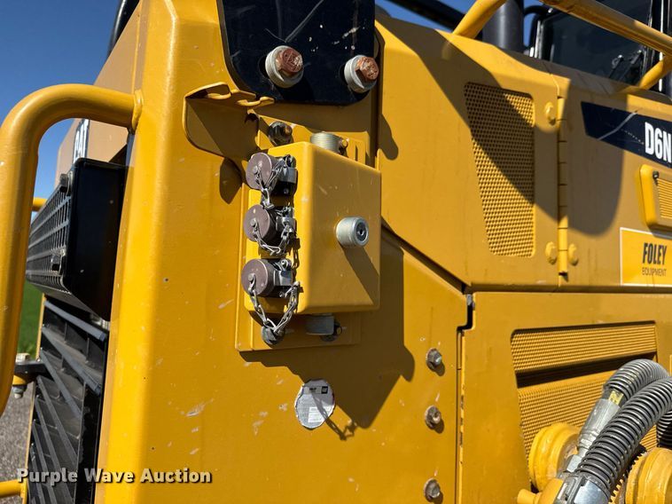 image for item DX8985 2018 Caterpillar D6N XL dozer