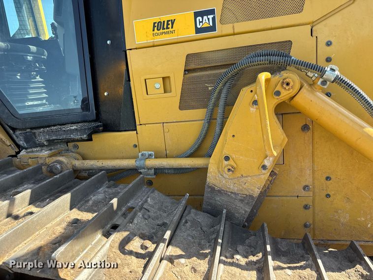 image for item DX8985 2018 Caterpillar D6N XL dozer