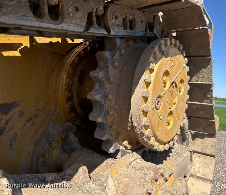 image for item DX8985 2018 Caterpillar D6N XL dozer