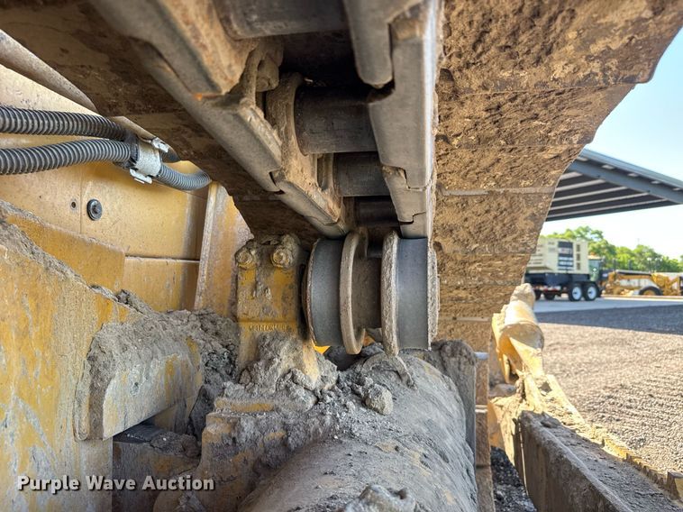 image for item DX8985 2018 Caterpillar D6N XL dozer