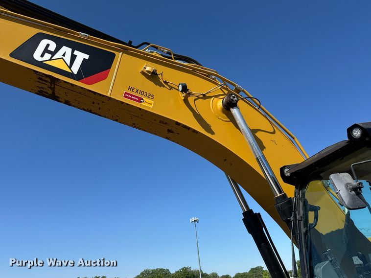 image for item DX8986 2018 Caterpillar 320 excavator