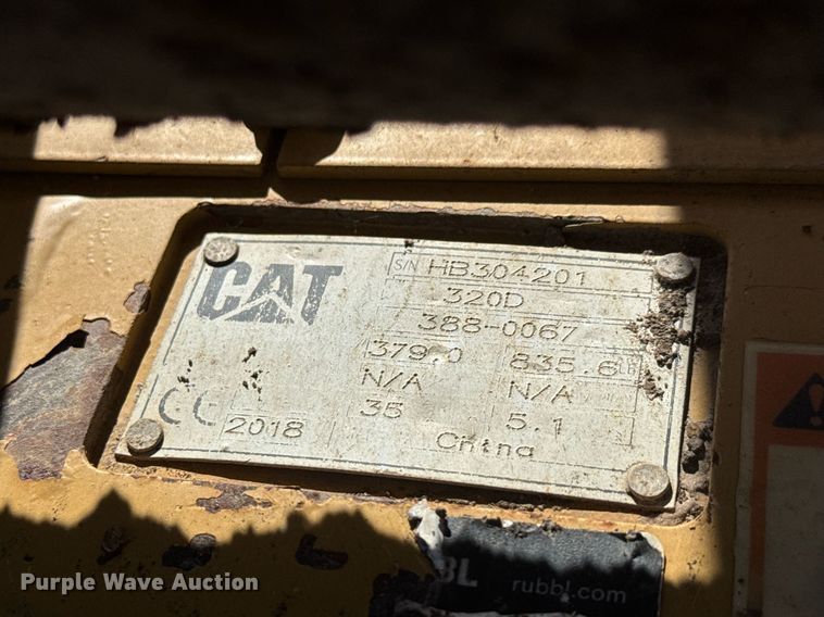 image for item DX8986 2018 Caterpillar 320 excavator