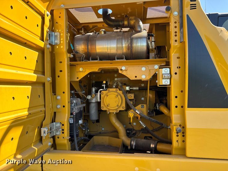 image for item DX8986 2018 Caterpillar 320 excavator