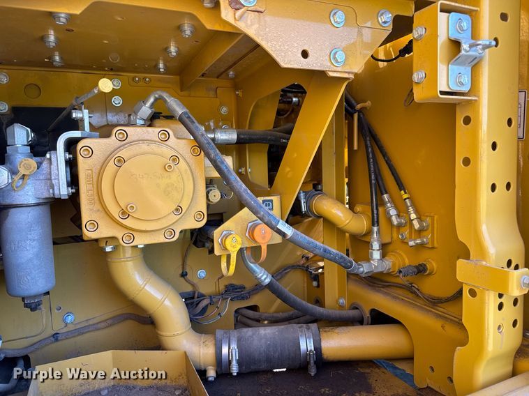 image for item DX8986 2018 Caterpillar 320 excavator