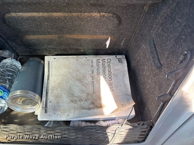 image for item DX8986 2018 Caterpillar 320 excavator