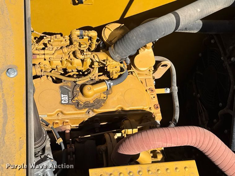 image for item DX8986 2018 Caterpillar 320 excavator