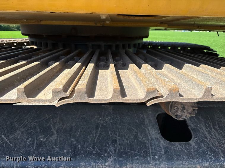 image for item DX8986 2018 Caterpillar 320 excavator