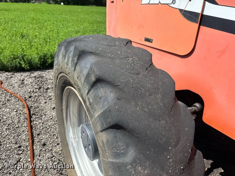 image for item DX8990 2007 Sky Trak 6042 telehandler