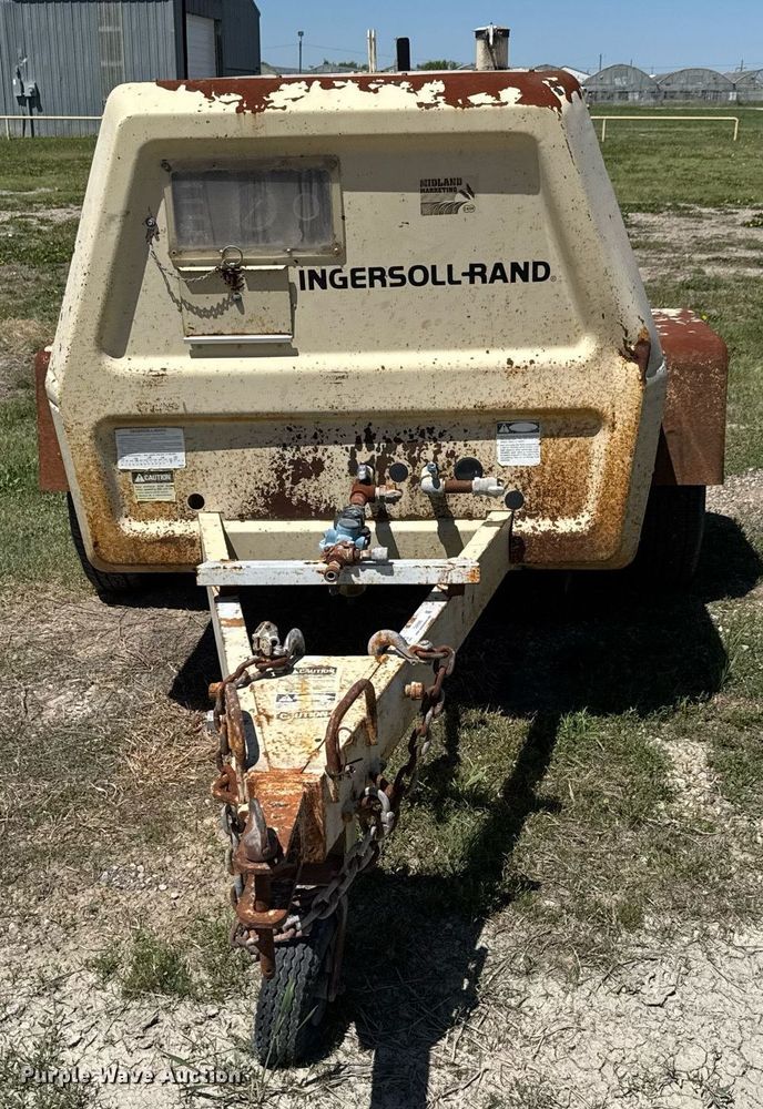 image for item DX8995 1987 Ingersoll Rand P-175A-W-D air compressor