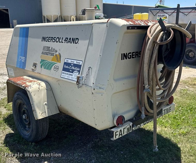 image for item DX8995 1987 Ingersoll Rand P-175A-W-D air compressor