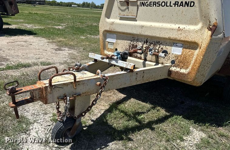image for item DX8995 1987 Ingersoll Rand P-175A-W-D air compressor