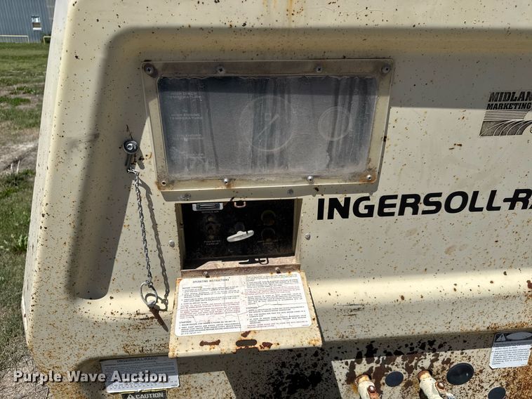 image for item DX8995 1987 Ingersoll Rand P-175A-W-D air compressor