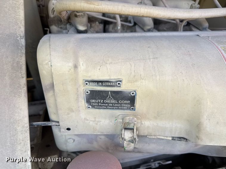 image for item DX8995 1987 Ingersoll Rand P-175A-W-D air compressor