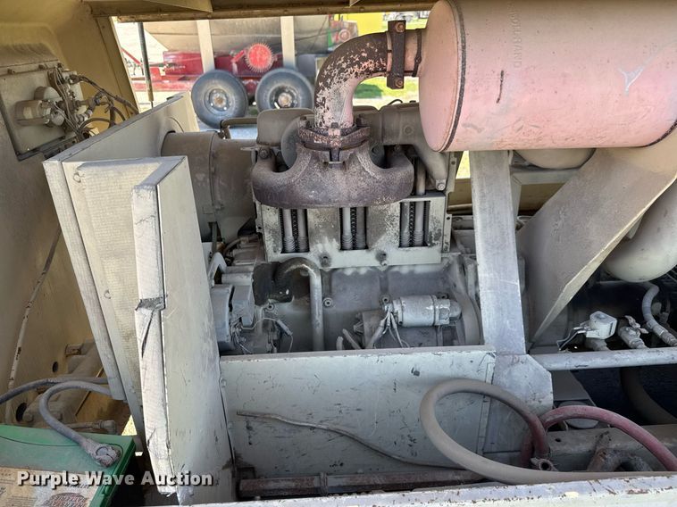 image for item DX8995 1987 Ingersoll Rand P-175A-W-D air compressor