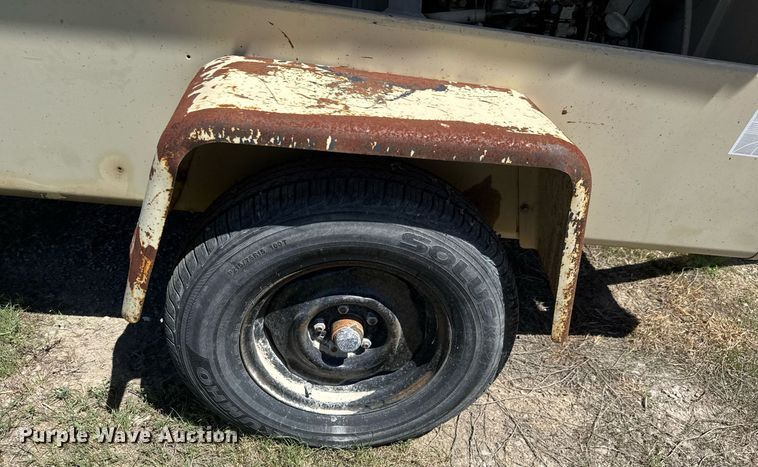 image for item DX8995 1987 Ingersoll Rand P-175A-W-D air compressor