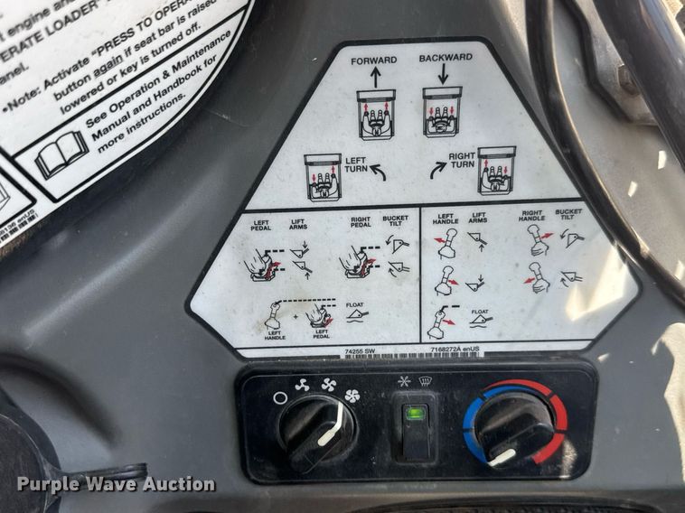 image for item DY0001 2015 Bobcat S590 skid steer loader